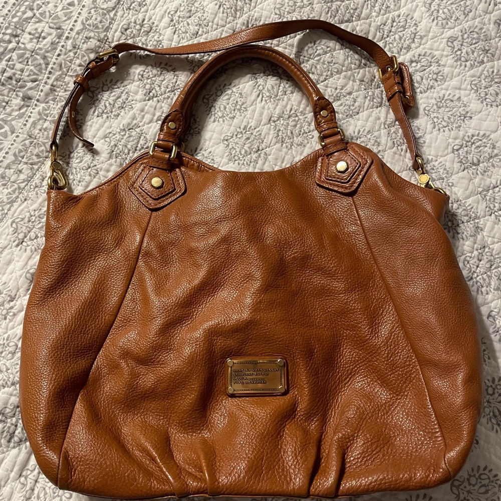 Marc Jacobs Classic Leather Shoulder Bag – Cognac Brown